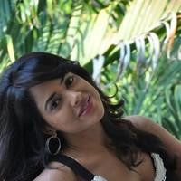 Sameera Reddy Looking Gorgeous in black Stills | Picture 93283